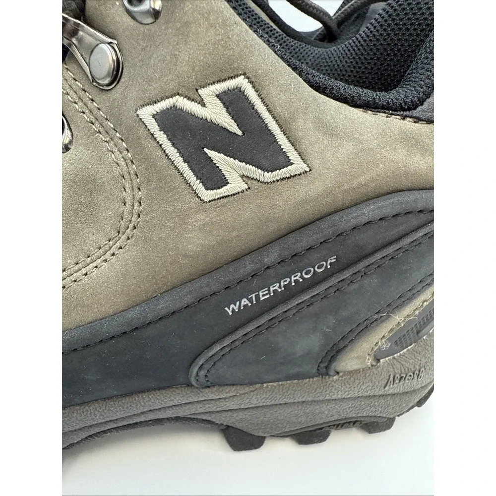 NOS New Balance 975 Country Walking Shoe Waterproof Women's 9 B New With‎ Box